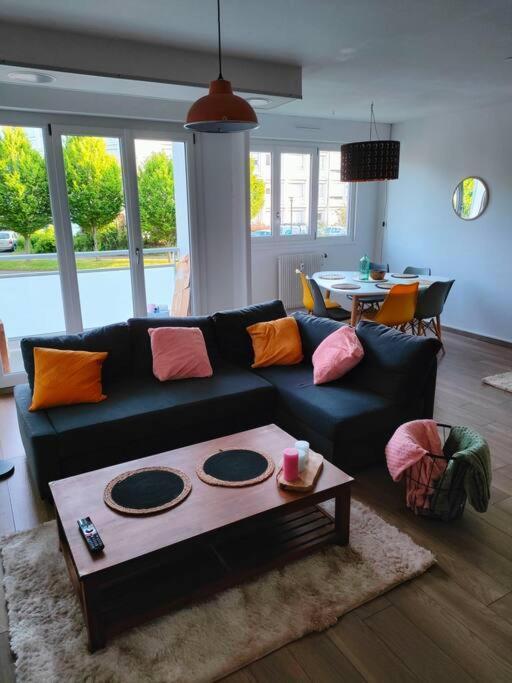 Chaleureux Appartement. Dinan Exterior photo